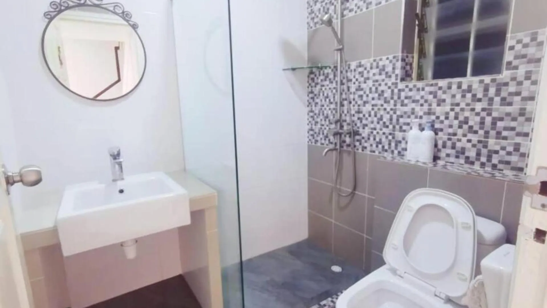90 Home4Stay 2Storeysemi-D Gurney&Beach Shopping Local Food Tanjung Bungah  Malezya